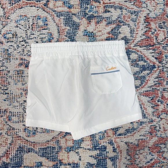 Cadets Shorts in White SZ 5/6 NWOT - Picture 2 of 3